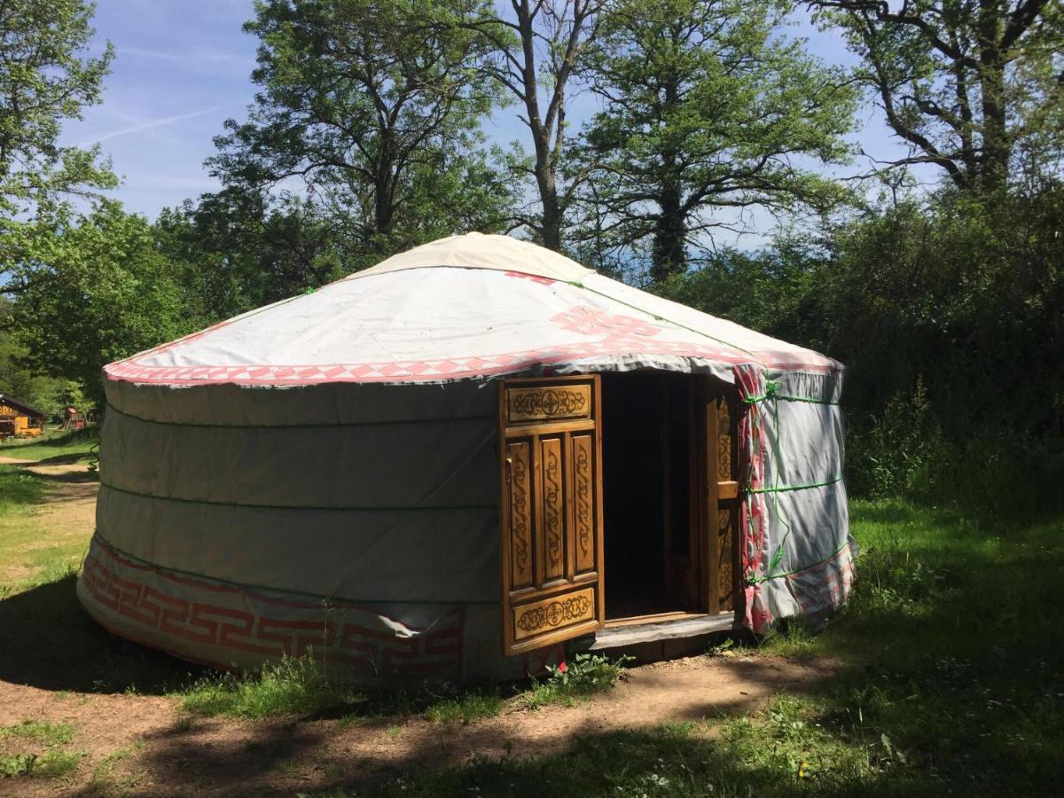 Hotel L'Alternatif Huriel Zewnętrze zdjęcie