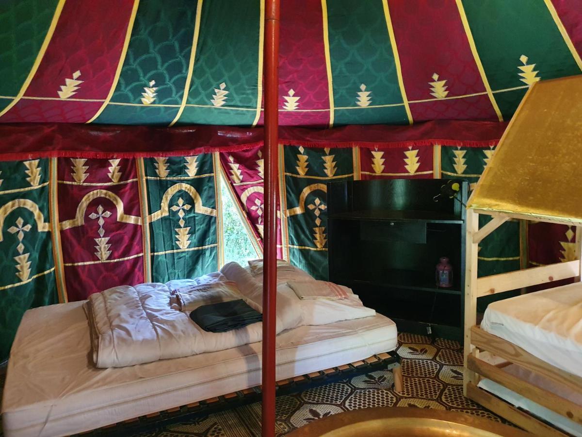 Hotel L'Alternatif Huriel Zewnętrze zdjęcie