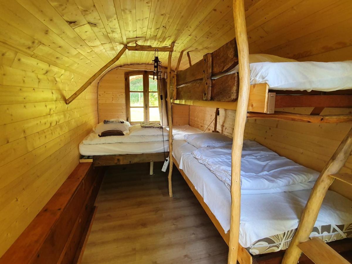Hotel L'Alternatif Huriel Zewnętrze zdjęcie